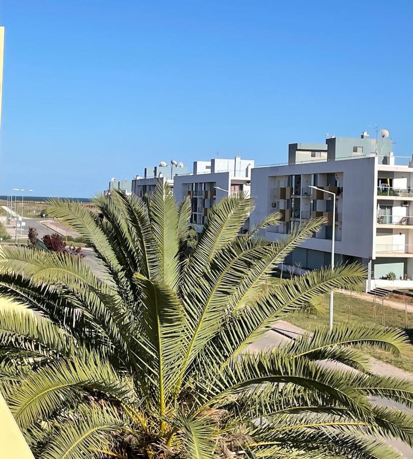 Sun & Sea, Meia Praia Lagos Kültér fotó